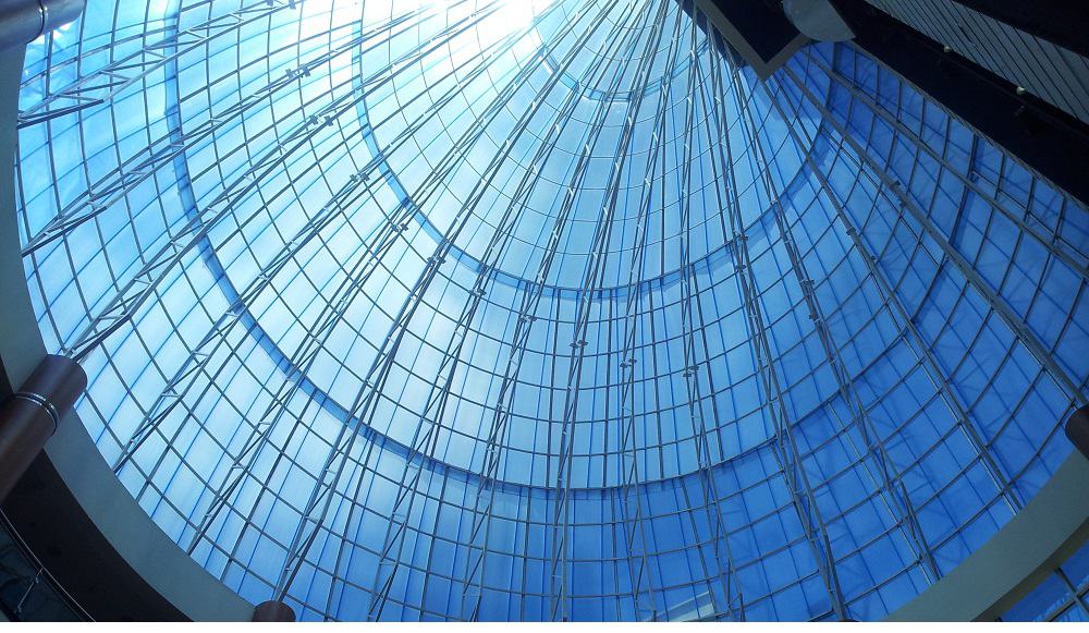 LA LAMINA DANPALON TRANSPARENTE PARA CUBIERTAS OPTIMIZA EL INGRESO DE